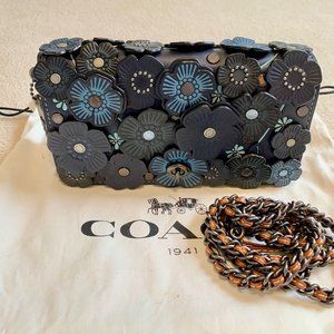 Coach Tea Rose Dinky in Navy Blue color